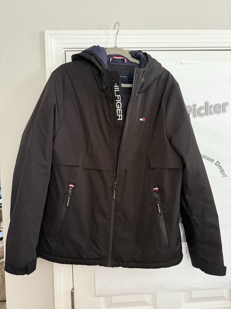 TOMMY HILFIGER SOFTSHELL PERFORMANCE JACKET Black With Navy Lining Men’s Large