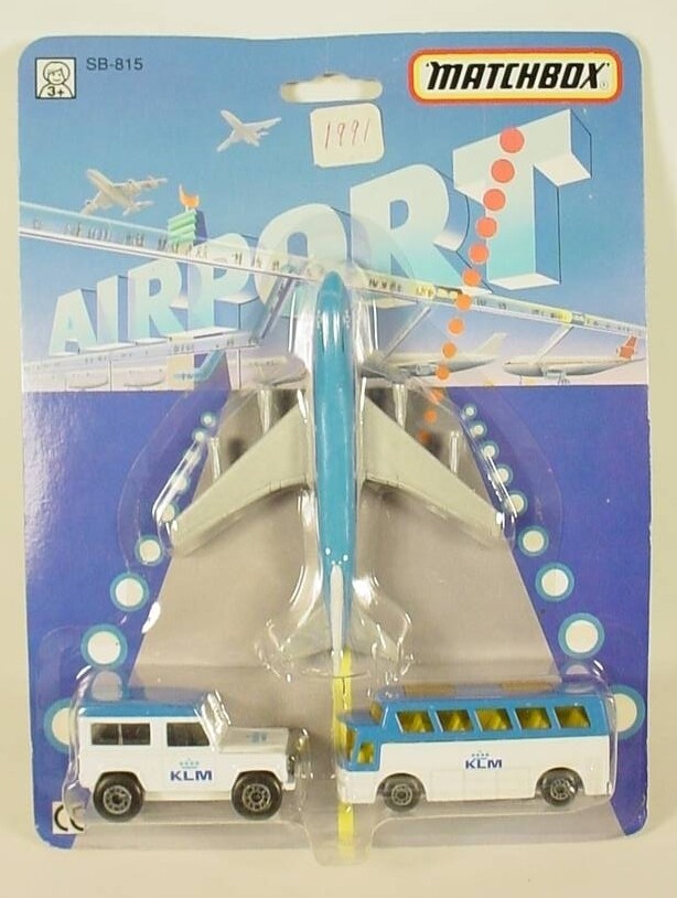 Matchbox KLM Airport Set # MC150                747 / Land Rover 90/ Airport Bus