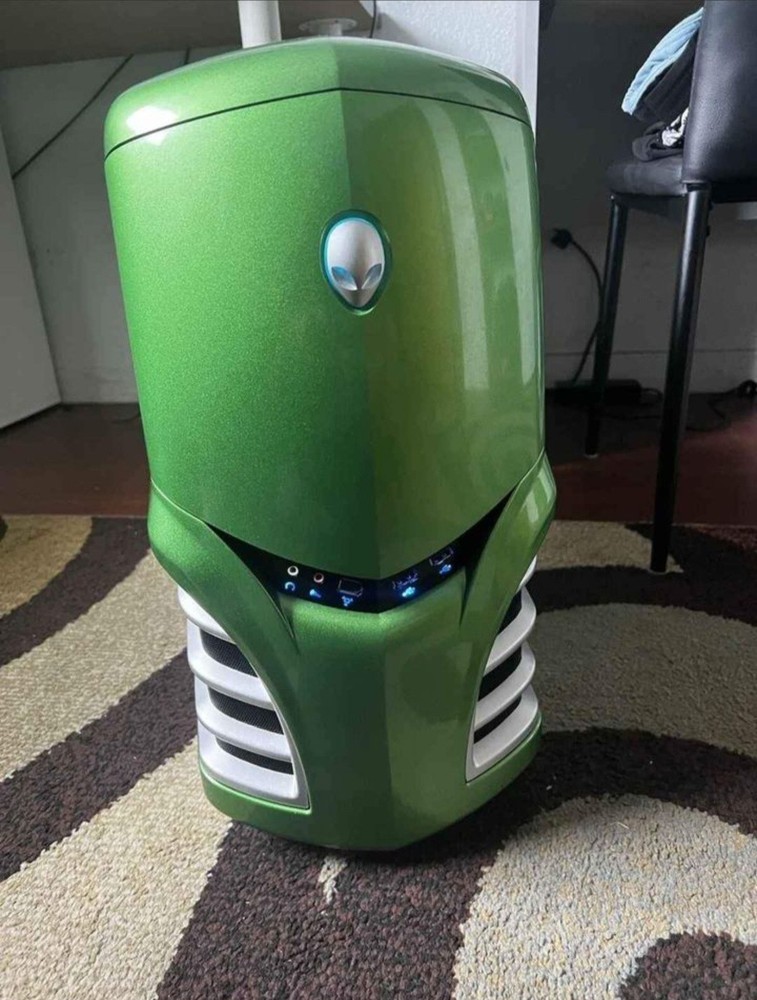 ALIENWARE AREA-51 7500 DESKTOP CASE (ORIGINAL) IN Good Condition