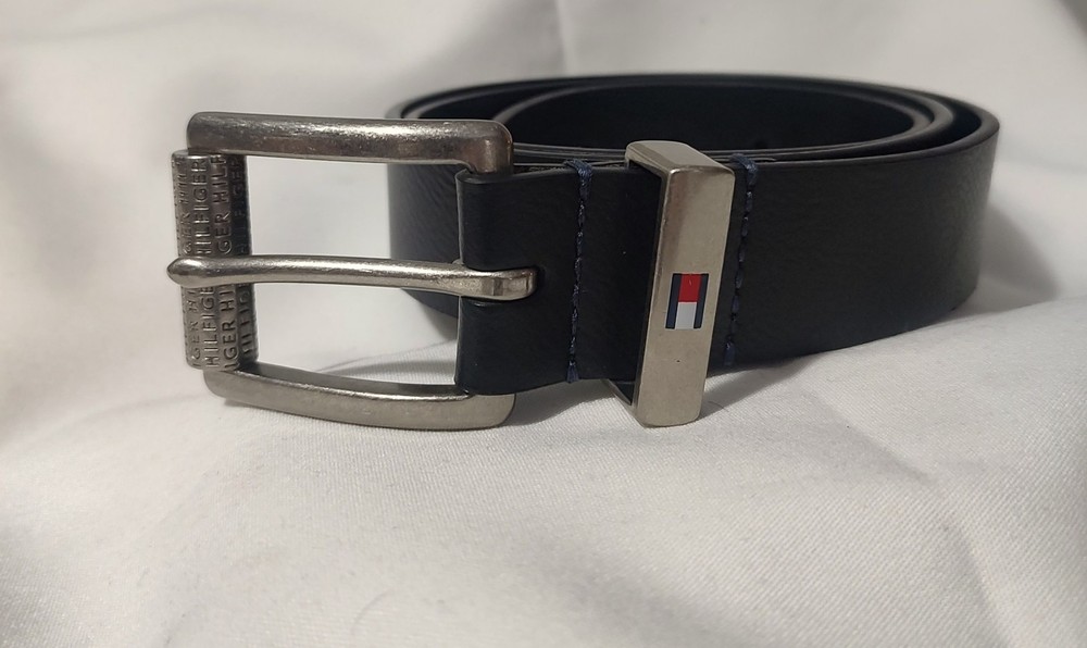 Tommy Hilfiger Men's 44-Inch Leather Belt