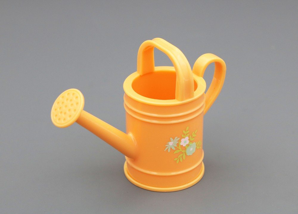 American Girl Blaire's Family farmhouse garden watering can for 18'' doll