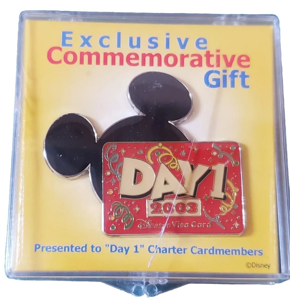 VTG Disney Visa Card Day Charter Member LE Exclusive Lapel Hat Tie Pin Brooch-image