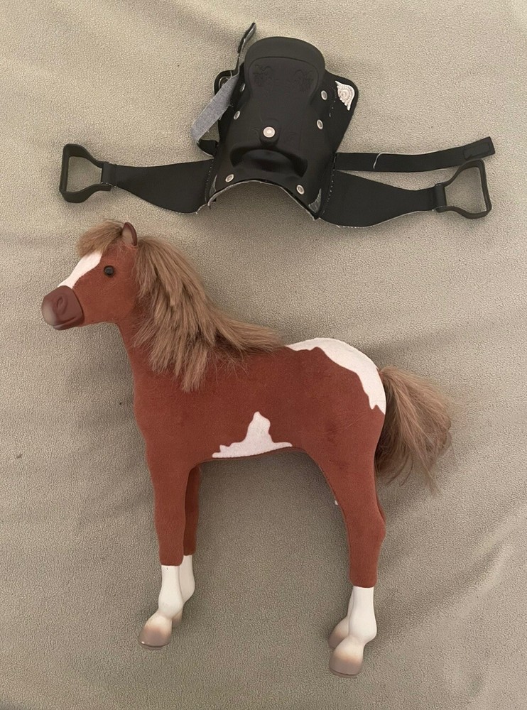 Muñeca American Girl Caballo Pintura Relleno Y Sillín Negro Usado Limpio Ver Leer