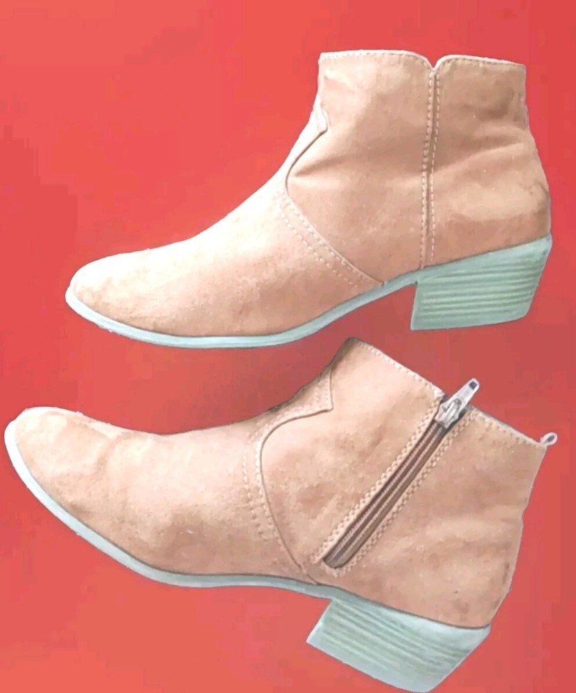OLD NAVY Women's Suede Side-Zip Ankle Boots, Size 10 Sand Or Tan Depends On Ligh