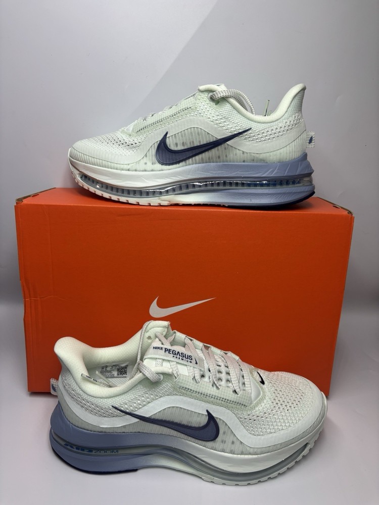 Women’s Nike Pegasus Premium Shoes Size 7