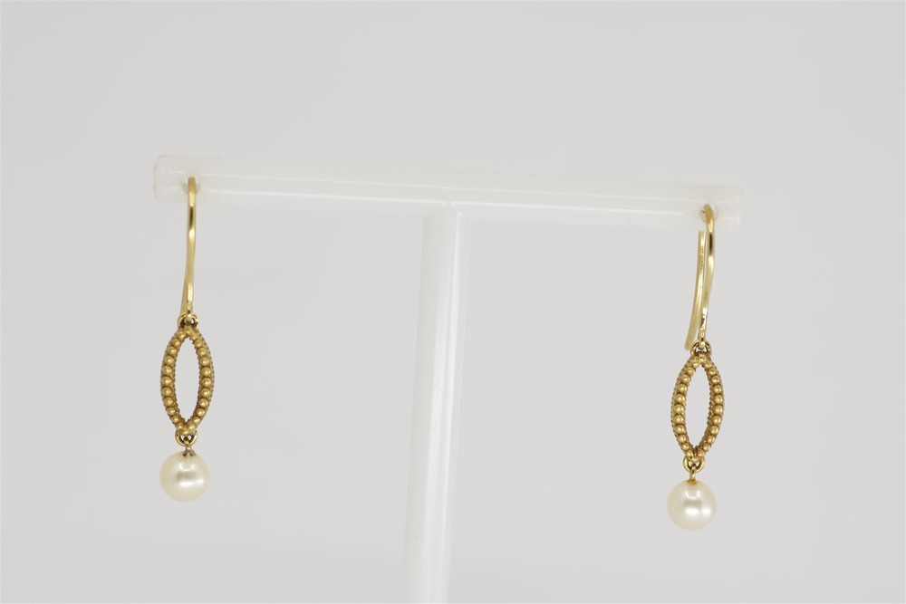 Vintage 18K Gold Iridesse Marquise Round Pearl Beaded Earrings 1 3/8 Inch