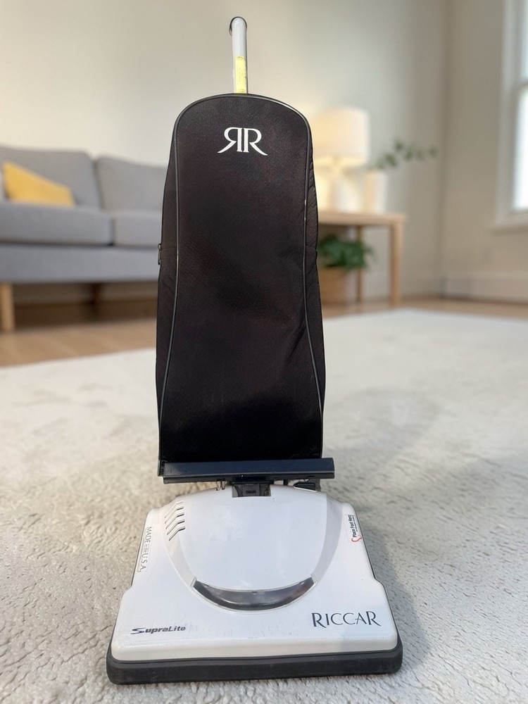 Riccar Supralite R10E Upright Vacuum Very Clean TESTED Works New Belt Instaled