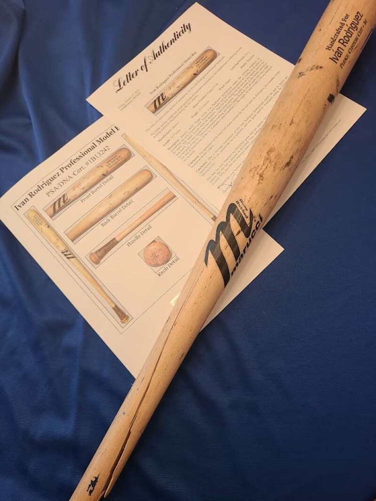 Ivan Rodriguez PSA DNA Certified Game Used Marucci Bat from Final Season