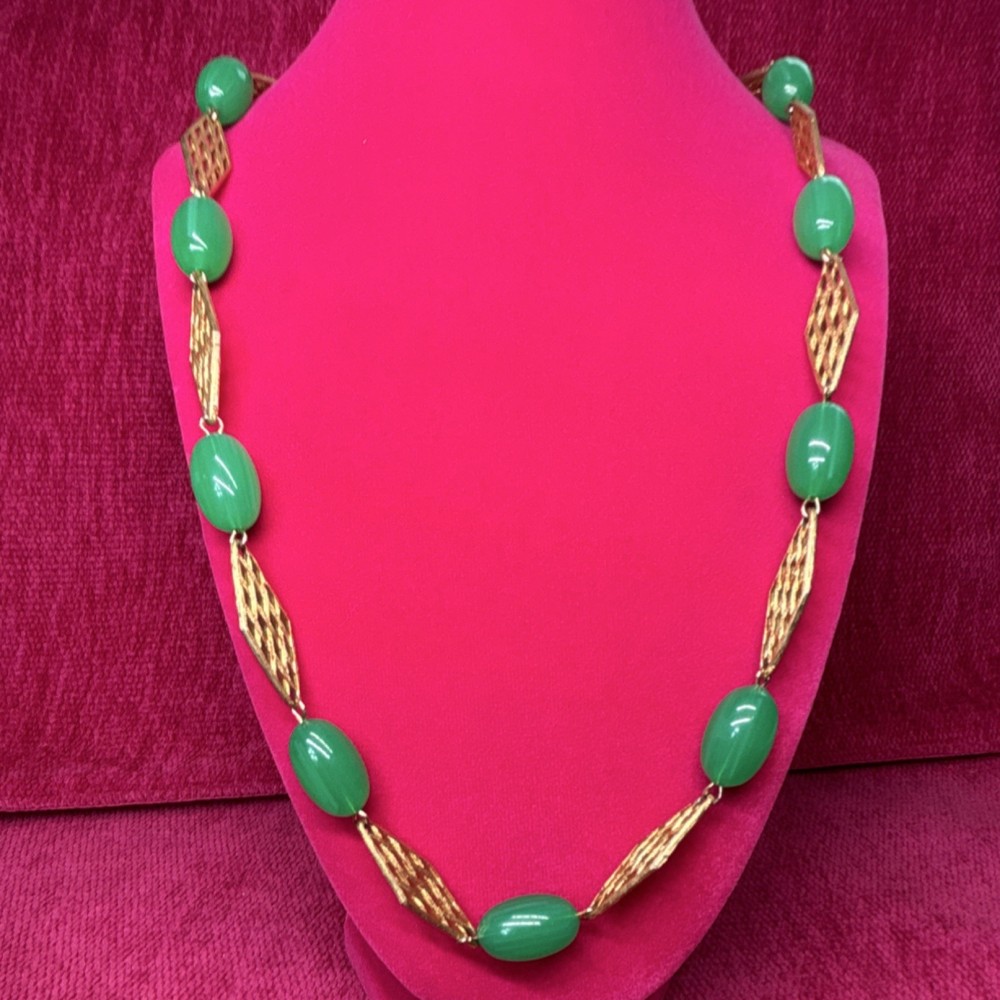 Green Gold Tone Beaded Statement Necklace Geometric Link Fashion
