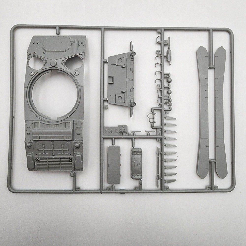 Italeri 1/35 M24 Chaffee Kit with B Sprue Tree & Upper Hull Armor
