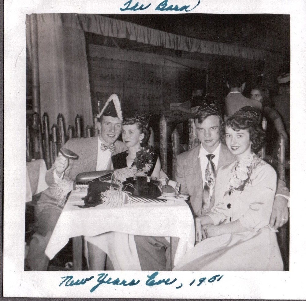 PHOTOGRAPH GRIMSLEY/BORLAND GIRLS NEW YEARS EVE PARTY ROCHESTER NEW YORK PHOTO