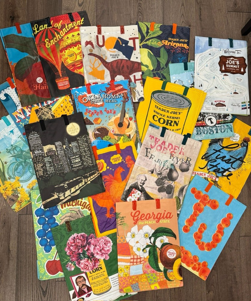Trader Joe's 5-Pack Reusable Grocery Tote Bags Eco-Friendly New With Tags
