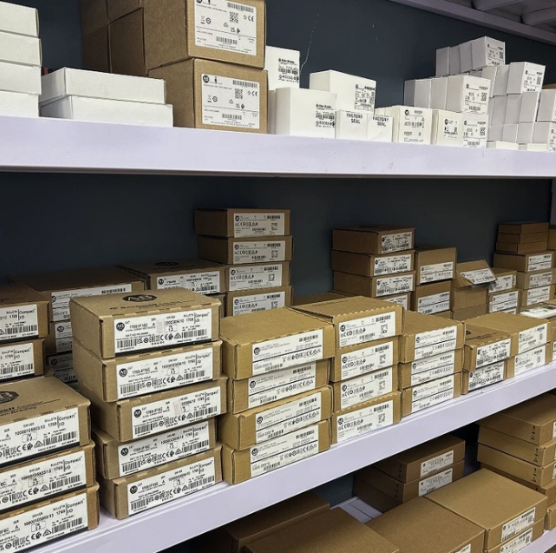 Allen Bradley New Original Touch screen 2711-B6C12 UPS or DHL fast delivery