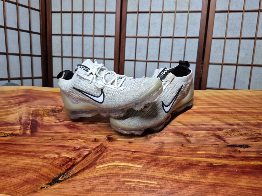 NEW Nike Air VaporMax 2021 Flyknit Sneakers Shoes DB1550-100 Youth Size 6.5 / W8