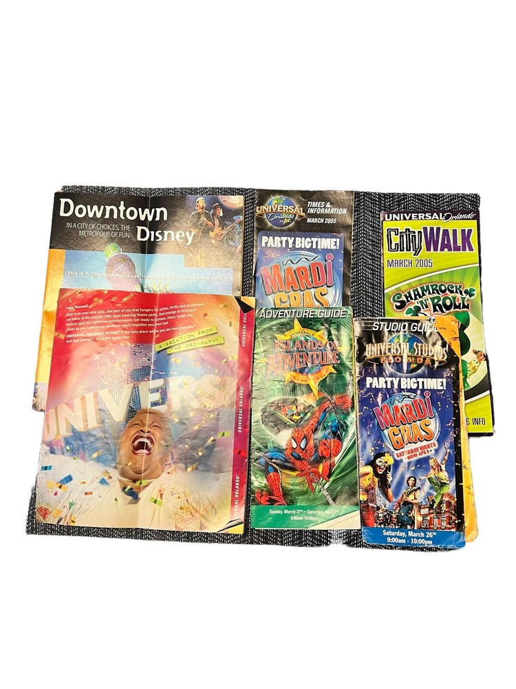Universal Studios Florida 2004,2005  Downtown Disney Brochure & Studio Guide Lot
