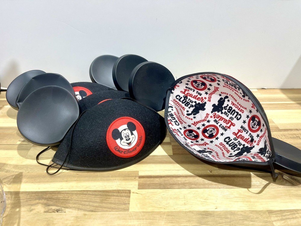 Walt Disney World Original Mickey Mouse Felt Ears Who’s the Leader (Set Of 4)