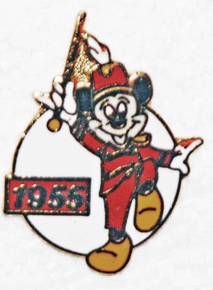 MICKEY MOUSE PIN LEADER OF THE BAND CONCERT DIRECTOR 1955 AMK OFFICIAL LICENSEE