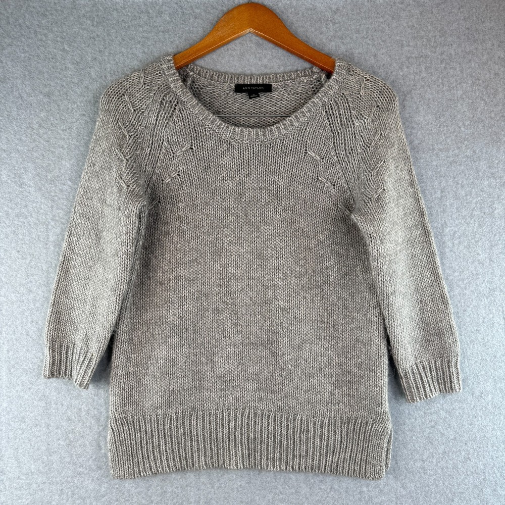 Ann Taylor Grey Knit Pull Over Sweater Wool Blend S Preppy/Cottage 3/4 Sleeve