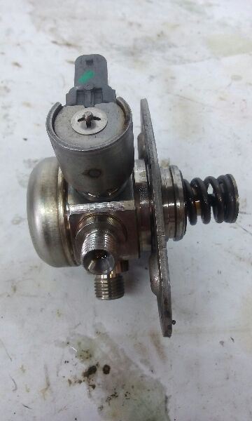 12-18 BMW 320i Fuel Pump Only Injection Pump ID 13518604229