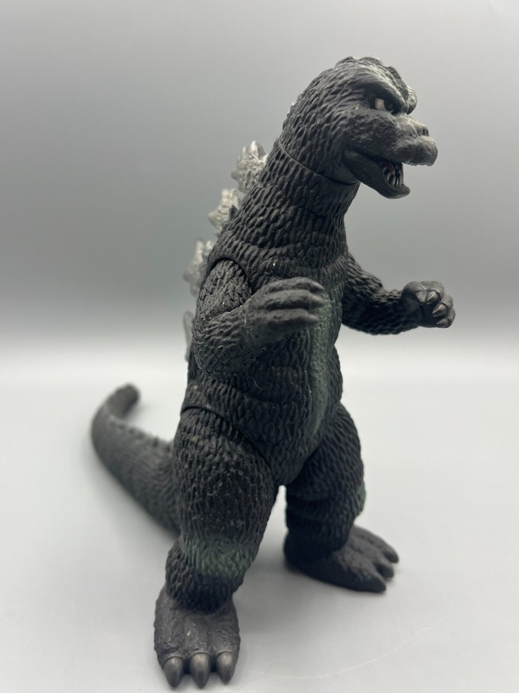 Bandai Movie Monster Series Godzilla Black 1975 Exclusive Figure