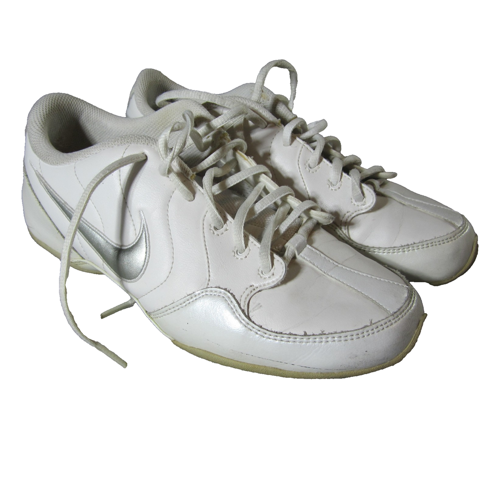 Nike Musique VI SL Dance Shoe Women Sz 8.5 White Silver Leather Cheer 366191-103