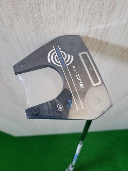 Odyssey New  A ONE  7 S STROKE LAB 90 Steel Shaft 34 inches Putter