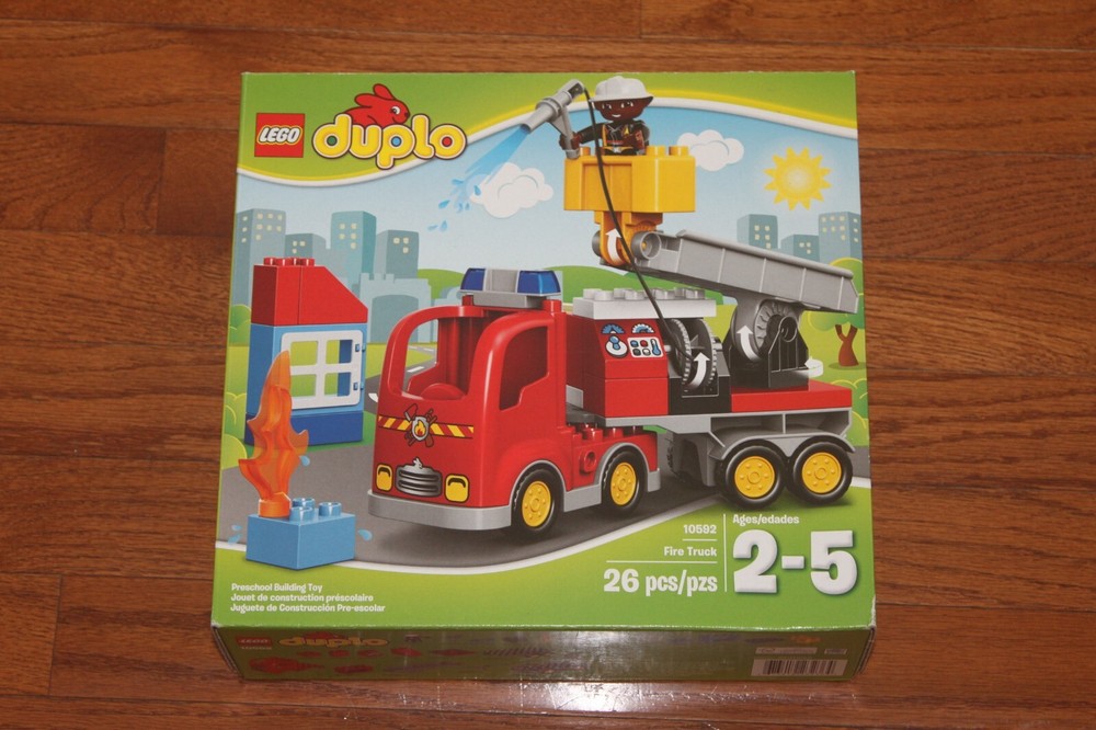 Lego Duplo Town Fire Truck 10592 (2015)  26 pieces Retired and Brand New In Box!