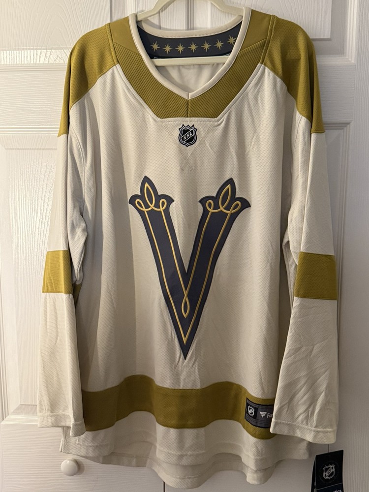 New Men's XL Vegas Golden Knights Jersey for Ultimate Fan Style