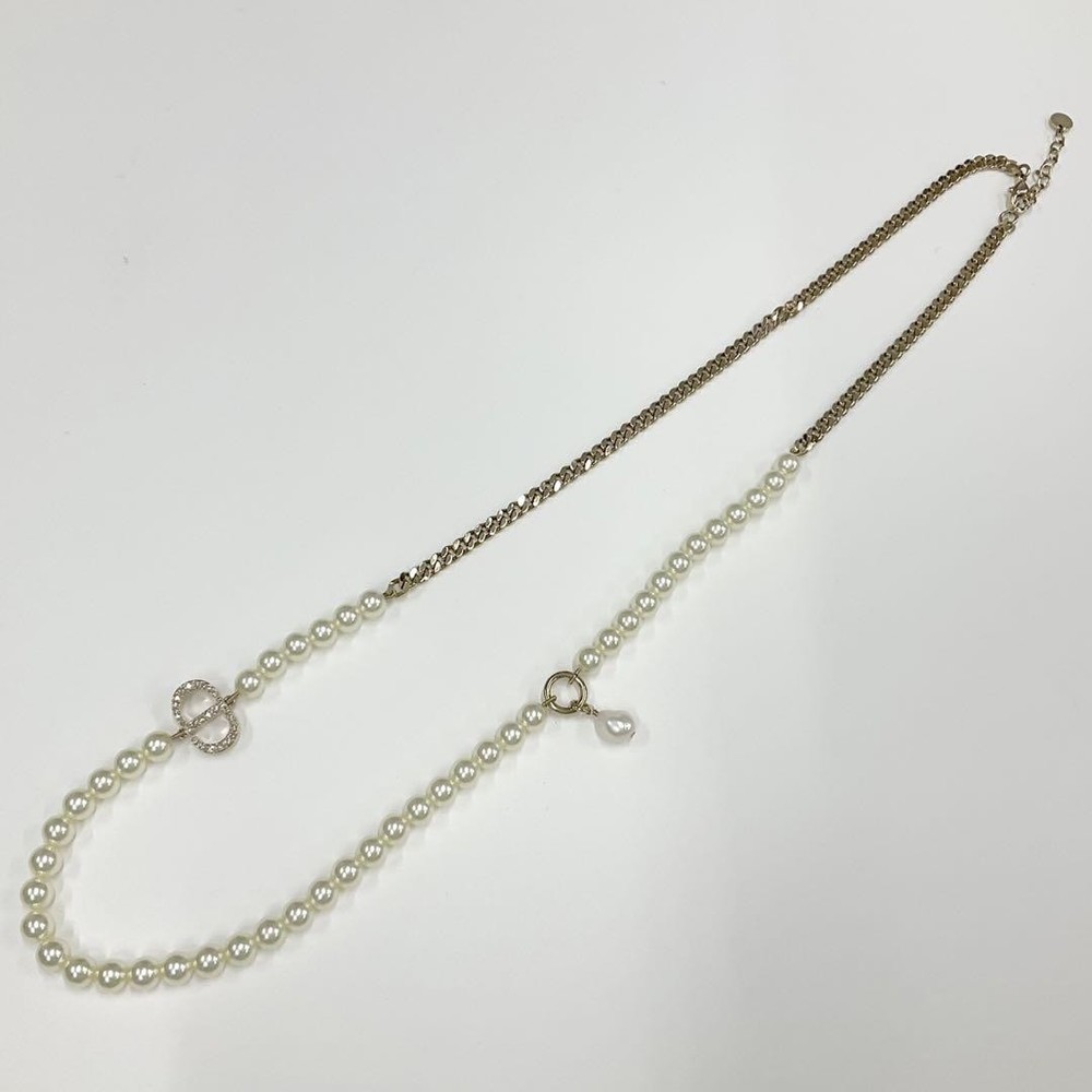 Christian Dior 30 Montaigne Cd Logo Pearl Necklace