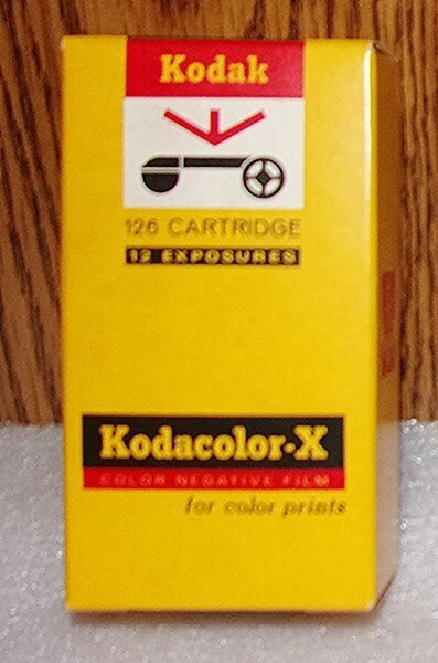 KODAK KODACOLOR 126 CX-126-12 COLOR FILM CARTRIDGE – EXPIRED MAY 1973 – SEALED.