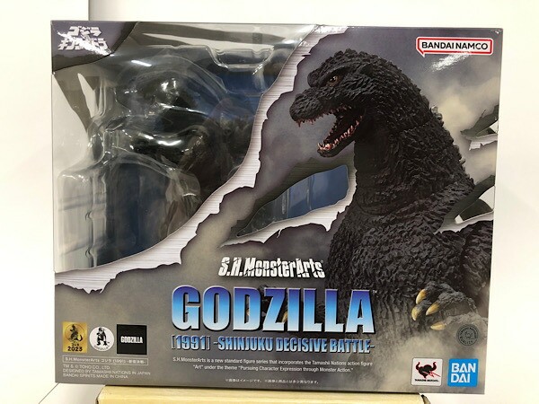 S.H.MonsterArts Godzilla 1991 Shinjuku Battle Figure 6552 Opened Box