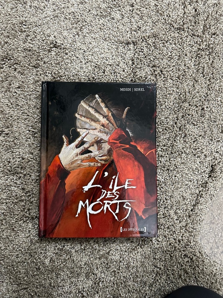 l'Ile des Morts Integrale Petite Format (French Language)