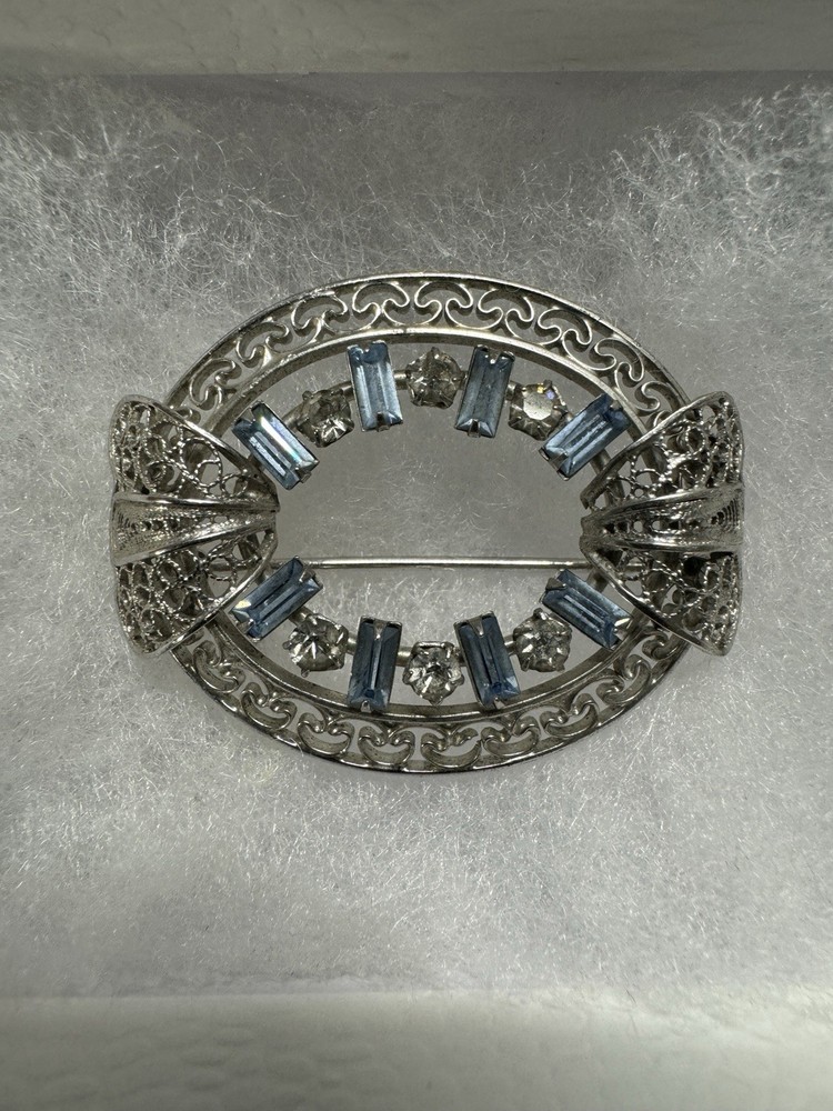 Vintage Carl Art Sterling Silver Rhinestone Filigree Brooch