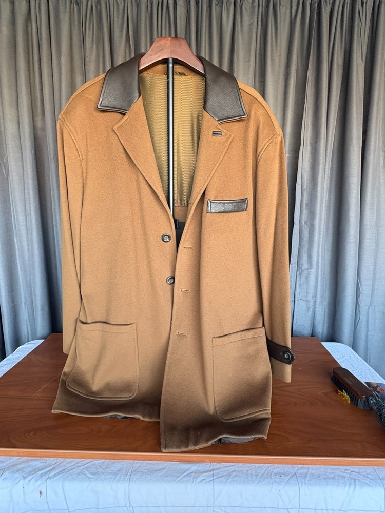 Luxury Wool/Cashmere Town Coat-Camel, Leather accents/collar sz Lg Made in Italy