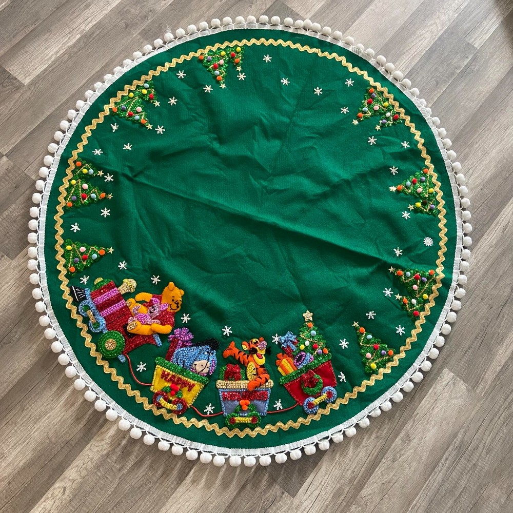 Finished BUCILLA Pooh & Friends CHRISTMAS TRAIN Handmade Felt Tree Skirt #84158