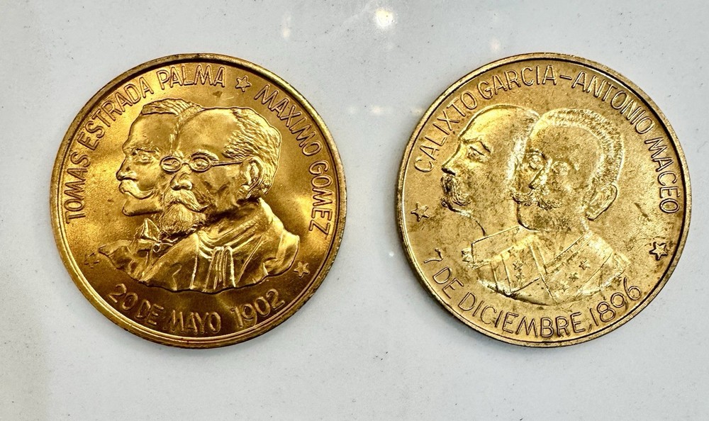 First Federal Savings Of Miami 1960s medal honoring Cuban heritage and heroes