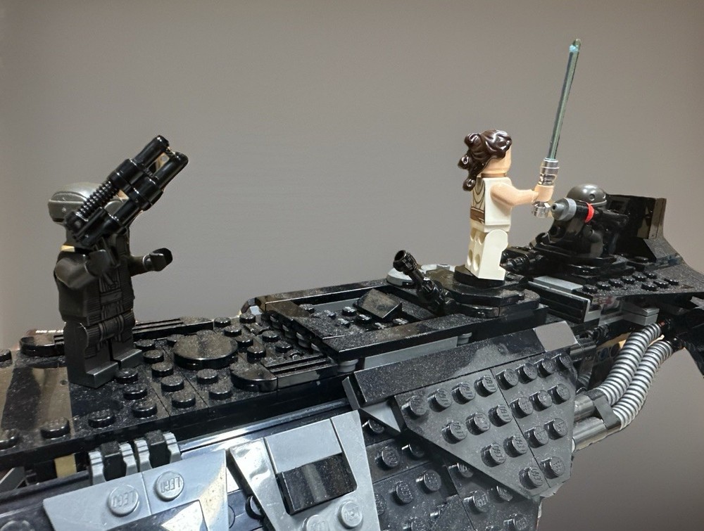LEGO Star Wars: Knights of Ren Transport Ship (75284)