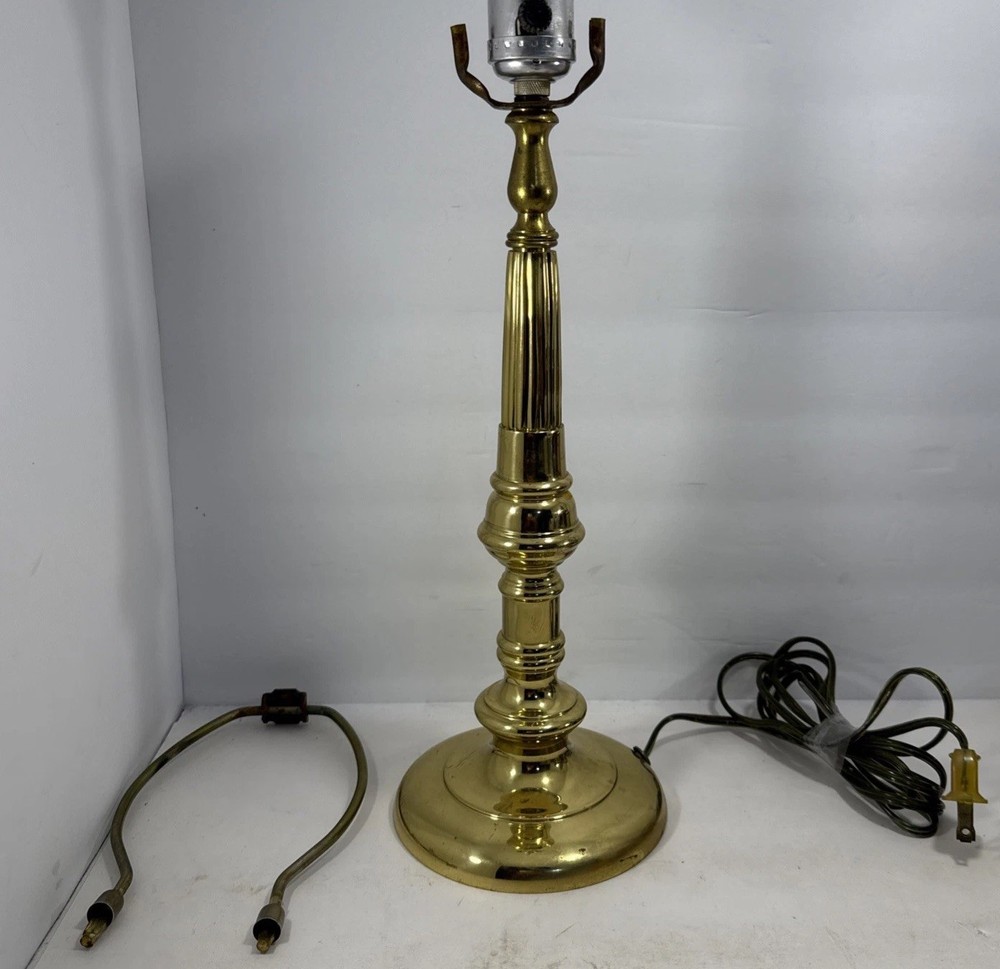 Vintage MCM Brass Table Top Lamp
