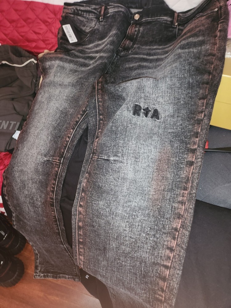 RTA Jeans BLACK SZ. 42X32 New