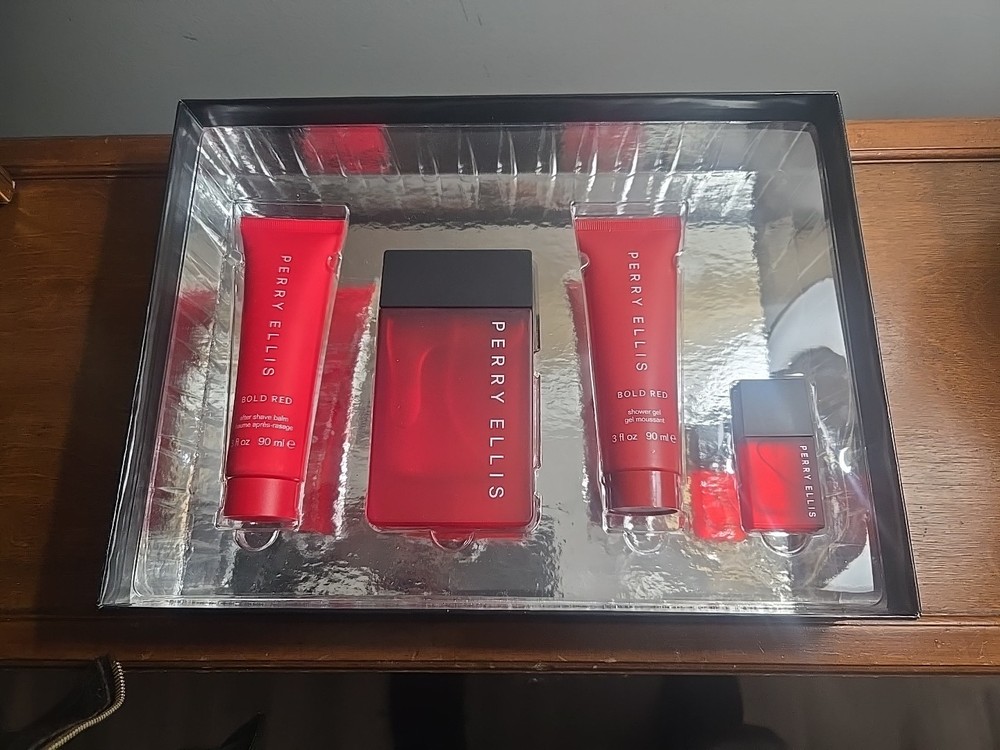 Perry Ellis Men's Bold Red Gift Set Fragrances ***NO LID/ FULL BOTTLES***