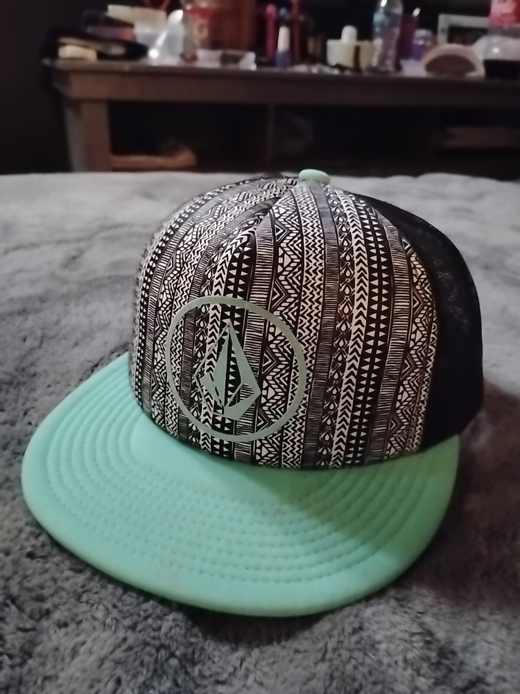 Volcom Trucker Hat Adjustable Snapback One Size Genuine BEAUTIFUL COLORS