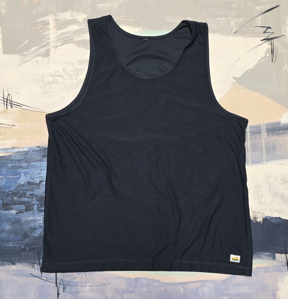 Vuori Strato Tech Tank Top Mens Deep Blue Medium Athletic Stretch Performance