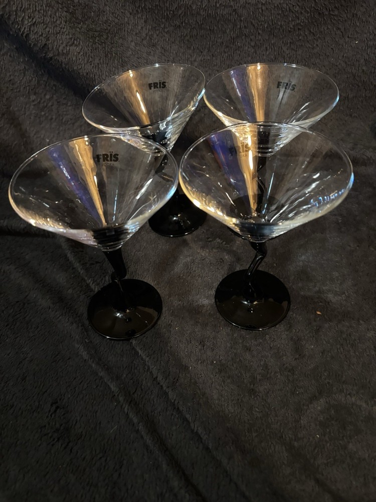 Fris 4-Piece Vodka Martini Glass Set for Cocktails
