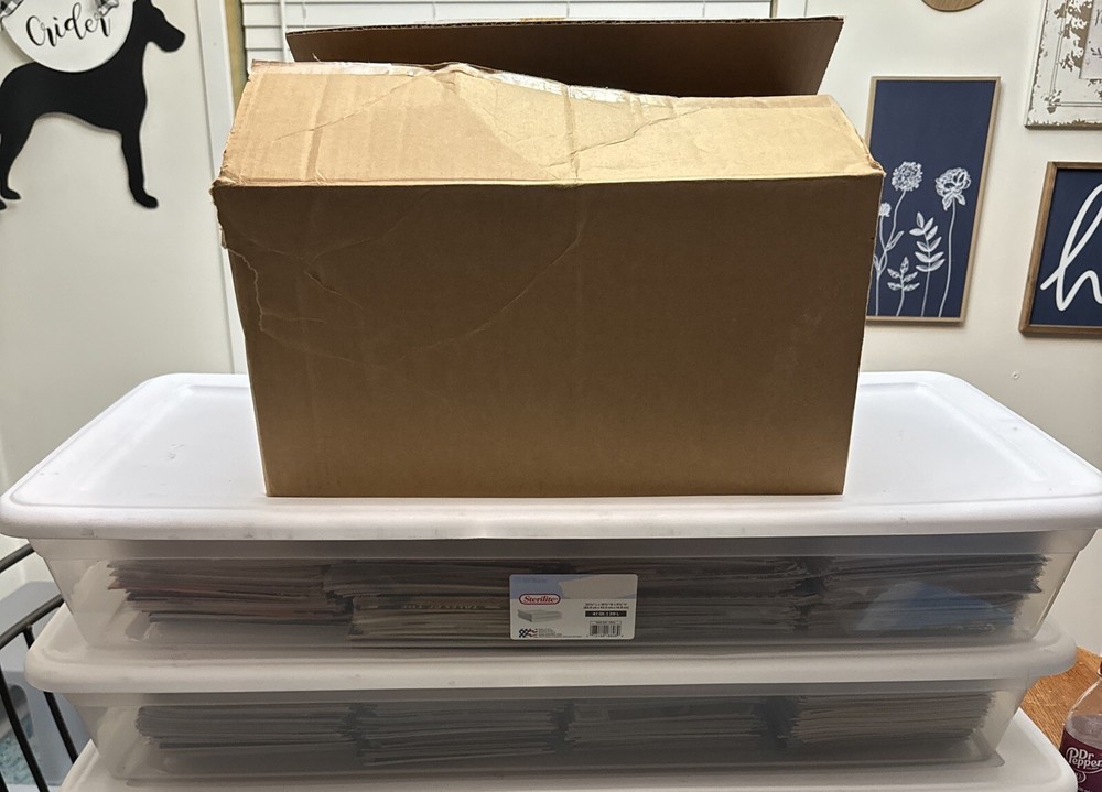 100 Bulk Assorted Comics Lot  Dc/ Marvel/ indies  Comic Books FLASH SALE!!!!-image