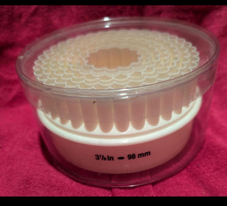 Round Fluted Cookie Cutters Nesting Set Plastic 6pc Biscuit Fondant Baking OF2