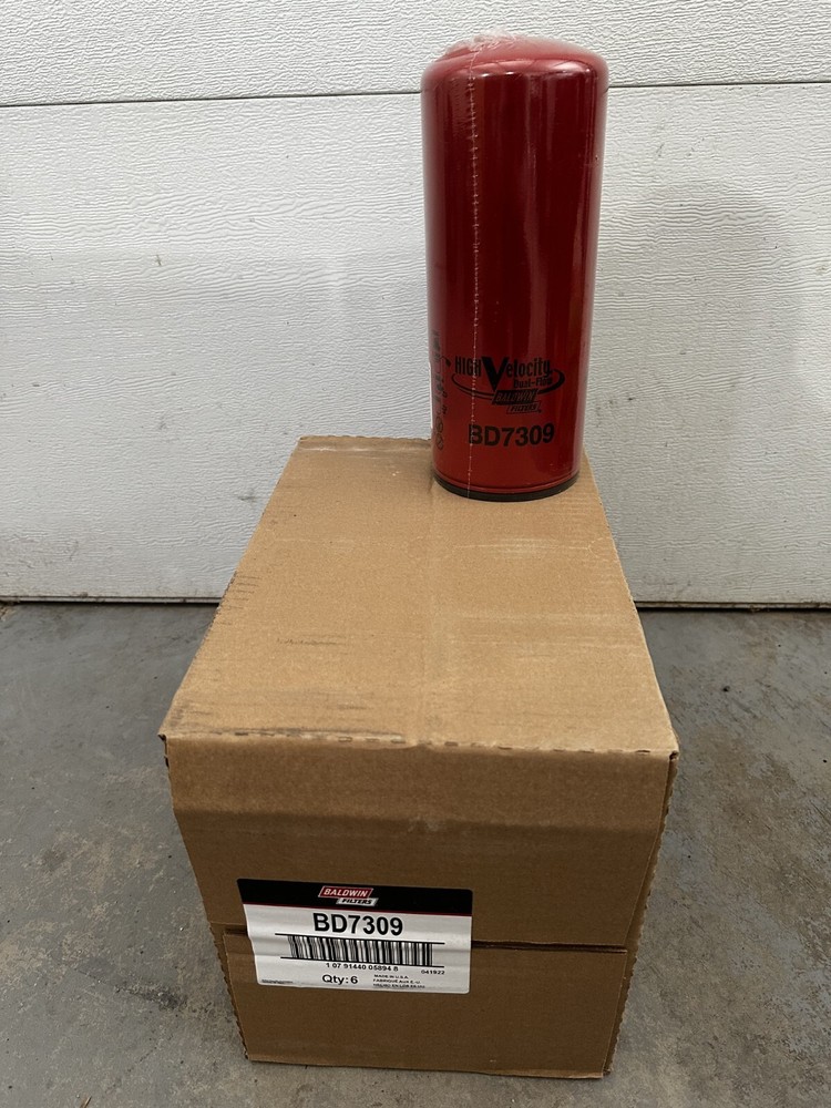 Baldwin BD7309 Oil Filter for Cummins ISC 8.3 Engine