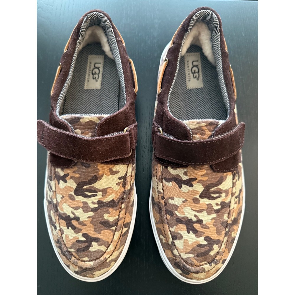 UGG Australia Kids Camo Slip-On Boat Shoes Boys Size 6 Brown Sneakers