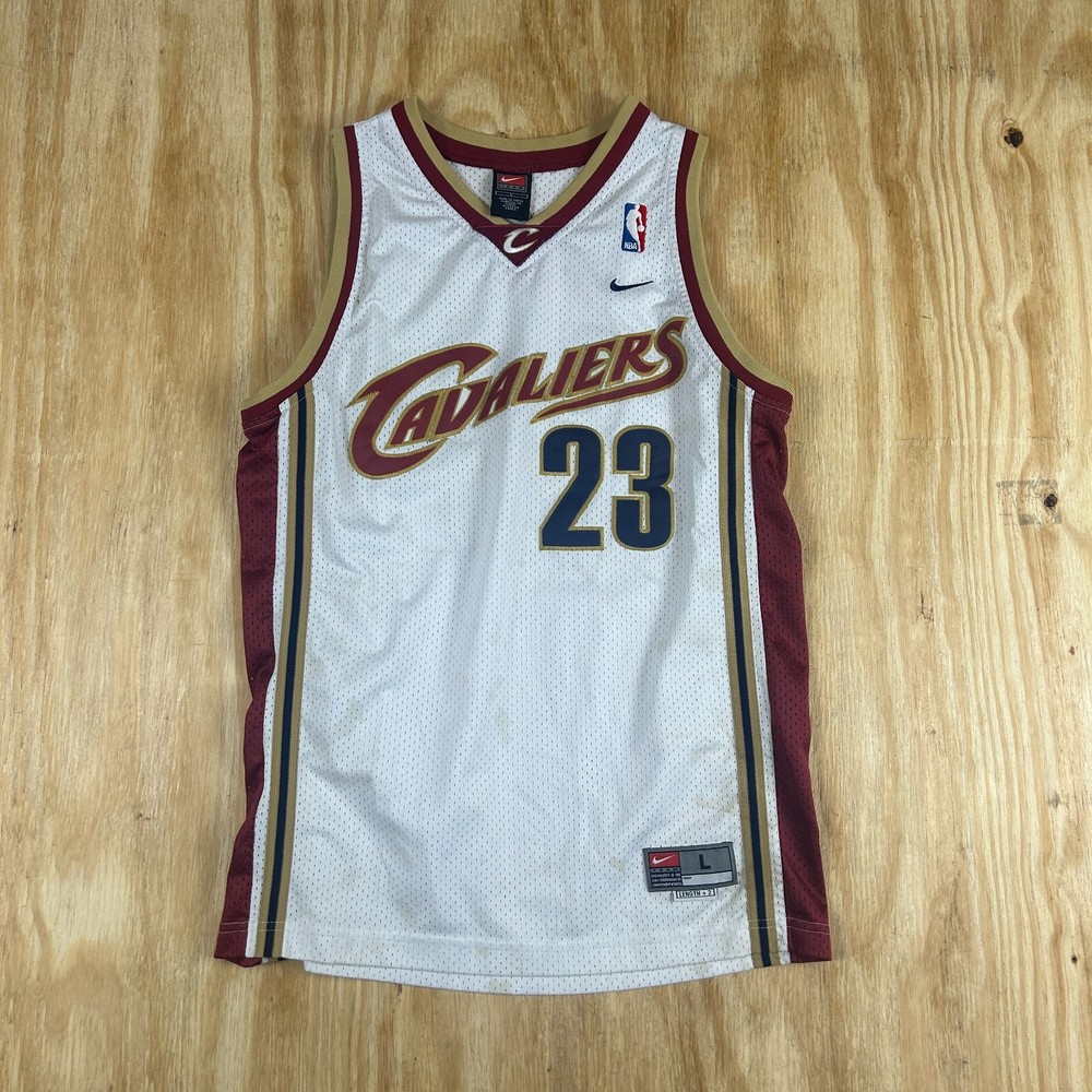 Vintage Nike NBA Cleveland Cavaliers LeBron James 23 Jersey Men's Large White  