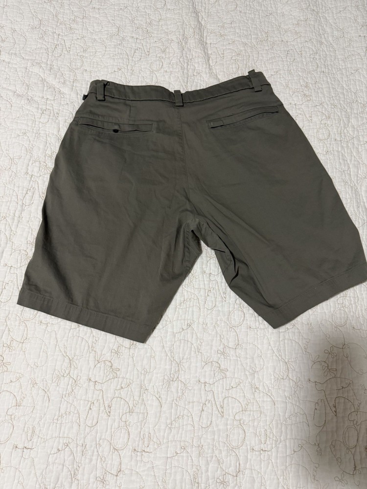 Lululemon Commission Classic-Fit Short 9