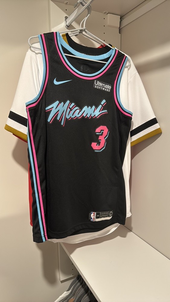 100% Authentic Dwyane Wade Nike Miami Heat Vice City Jersey Size 44 M Mens